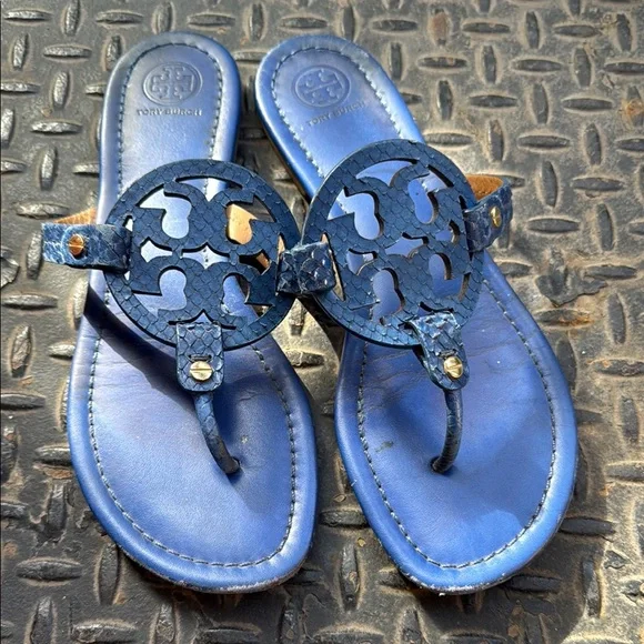 Tory Burch Blue Sandals with Elegant Design - Picture 2 of 11